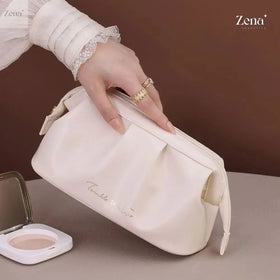 Luxuriöse Reise-Kosmetiktasche aus Leder